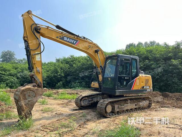 三一重工SY135C-10挖掘机