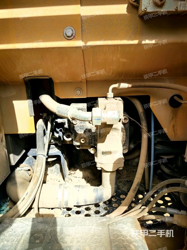 液压泵室(大件舱室) 液压泵室(大件舱室)