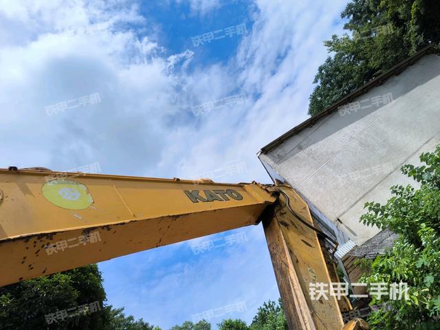 大臂背部俯視(工作和回轉(zhuǎn)裝置) 大臂背部俯視(工作和回轉(zhuǎn)裝置)