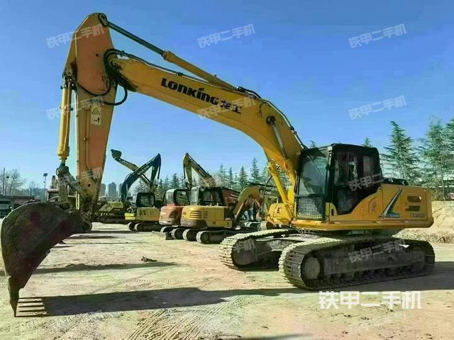 龙工LG6245E挖掘机