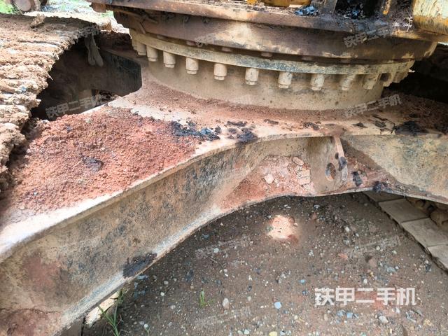 大臂整體?右側(cè)(工作和回轉(zhuǎn)裝置) 大臂整體?右側(cè)(工作和回轉(zhuǎn)裝置)