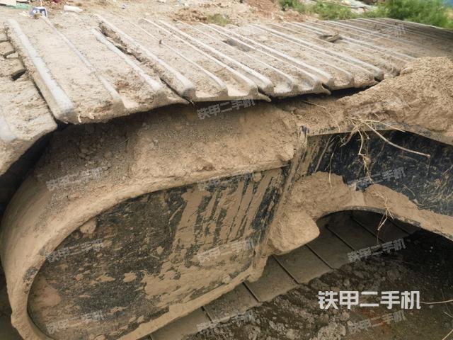 單側(cè)履帶整體（整機(jī)外觀）