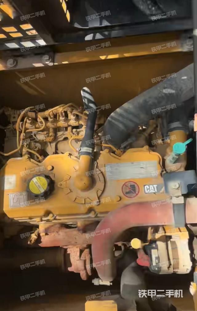 發(fā)動(dòng)機(jī)整體俯視（整機(jī)外觀）