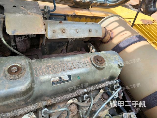 駕駛室頂部俯視(上車部件) 駕駛室頂部俯視(上車部件)