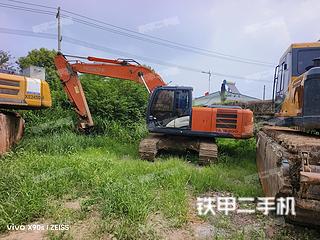日立ZX200-5G挖掘机实拍图片