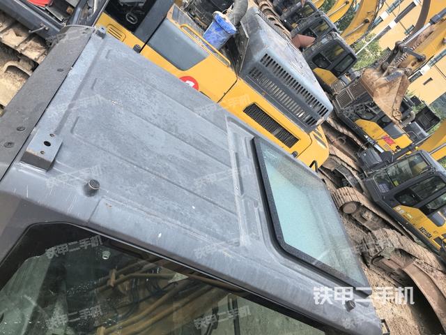 水箱+風(fēng)扇特寫(上車部件) 水箱+風(fēng)扇特寫(上車部件)