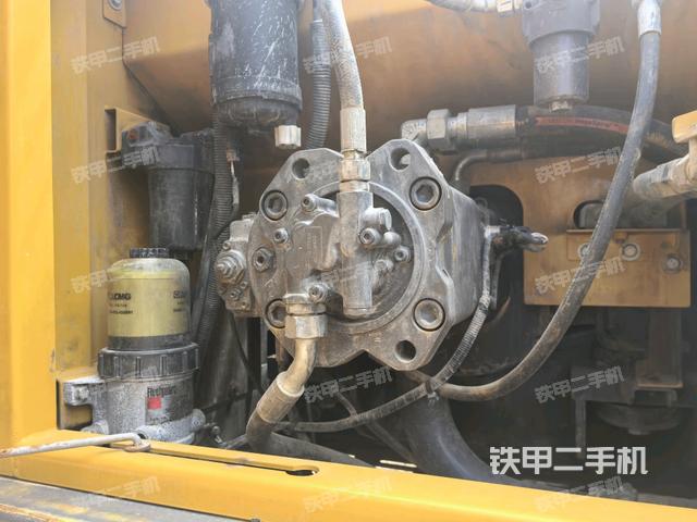 液壓泵斜45?左(大件艙室) 液壓泵斜45?左(大件艙室)