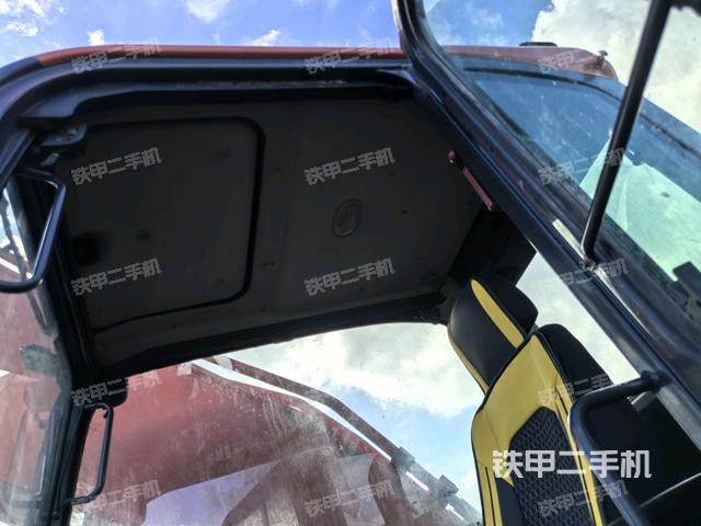 頂棚整體(駕駛室部分) 頂棚整體(駕駛室部分)
