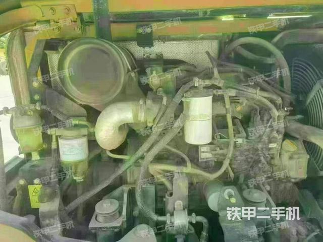 发动机整体俯视(整机外观) 发动机整体俯视(整机外观)