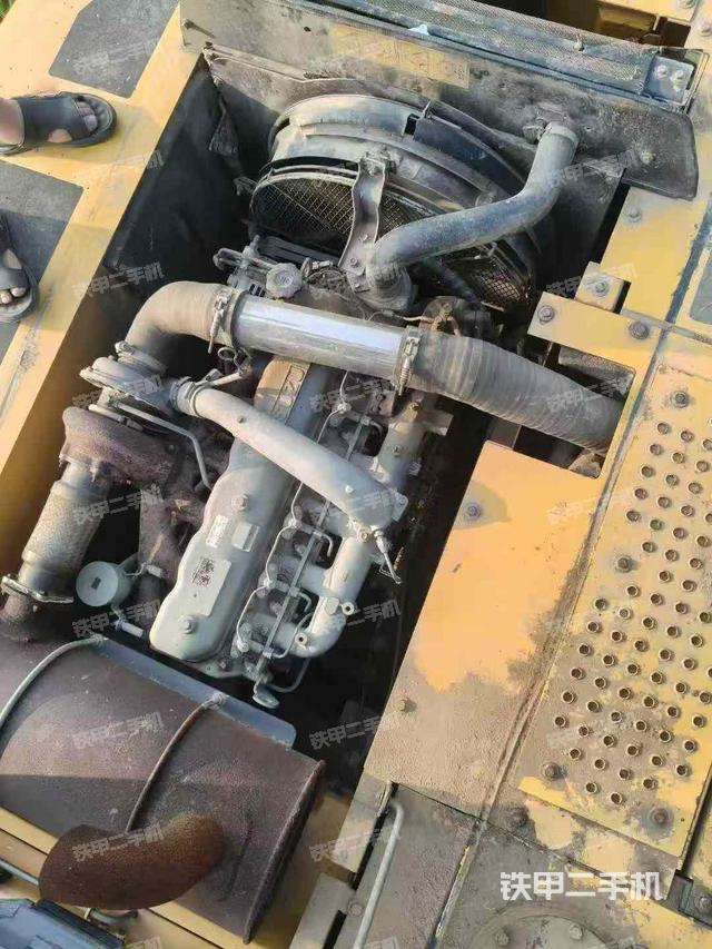 發(fā)動機(jī)整體俯視(整機(jī)外觀) 發(fā)動機(jī)整體俯視(整機(jī)外觀)