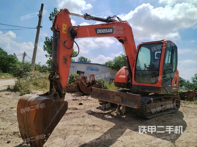 斗山DX75-9C PLUS挖掘机