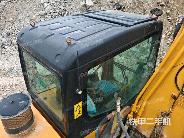 駕駛室頂部俯視(上車部件) 駕駛室頂部俯視(上車部件)