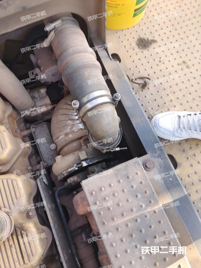 氣門室蓋螺絲特寫(上車部件) 氣門室蓋螺絲特寫(上車部件)