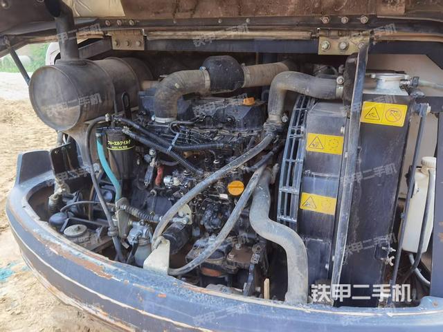 发动机整体俯视(整机外观) 发动机整体俯视(整机外观)