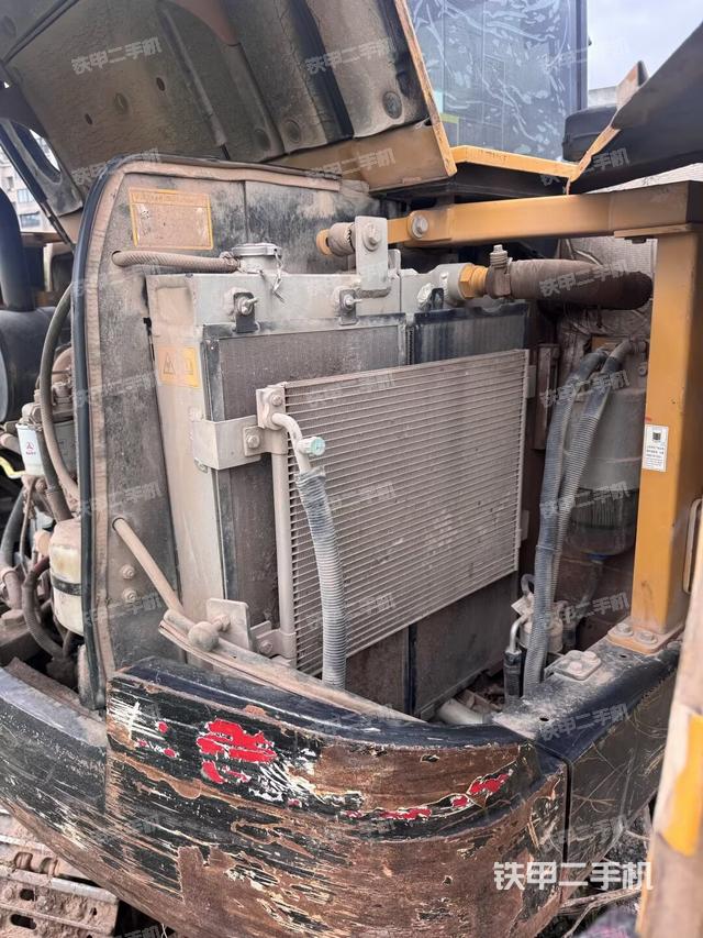 散熱器室(大件艙室) 散熱器室(大件艙室)