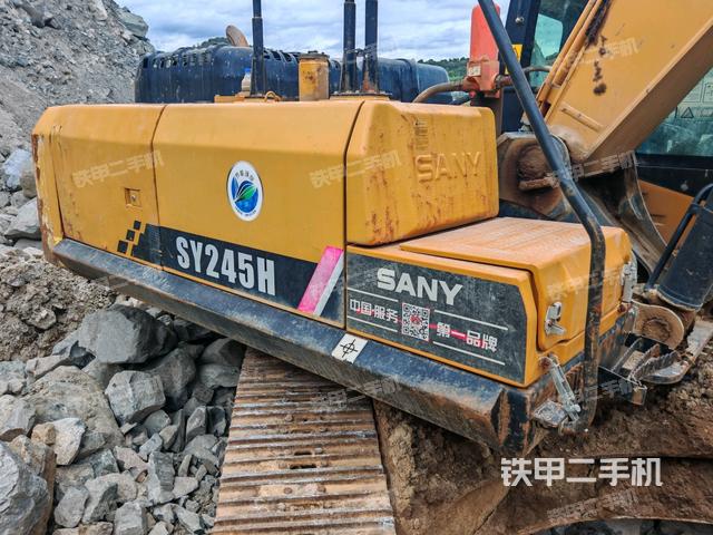 右前45(整機(jī)外觀) 右前45(整機(jī)外觀)