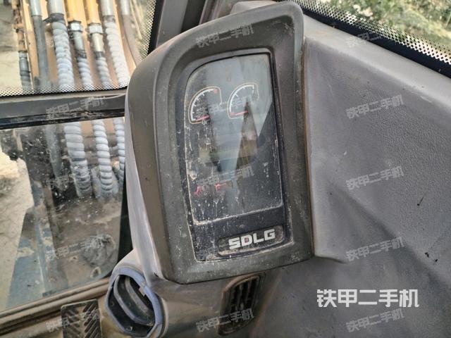 顯示屏?(駕駛室部分) 顯示屏?(駕駛室部分)