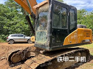 三一重工SY215C挖掘机实拍图片