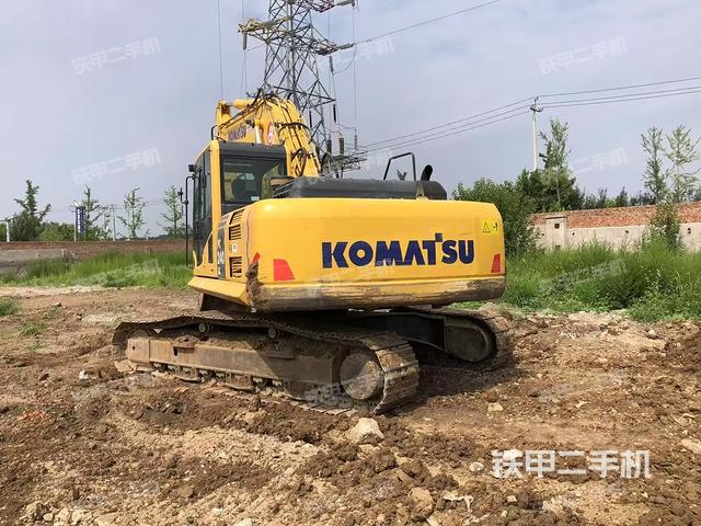 駕駛室頂部(整機外觀) 駕駛室頂部(整機外觀)