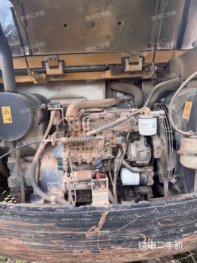 發(fā)動機室(上車部件) 發(fā)動機室(上車部件)