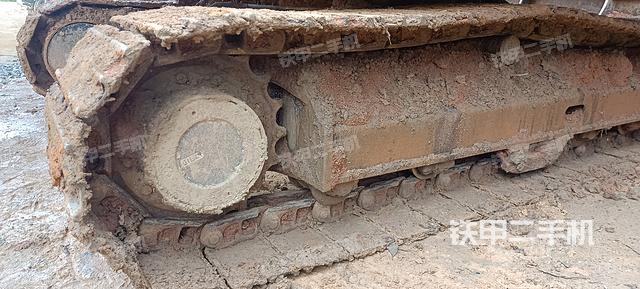 单侧履带整体（整机外观）