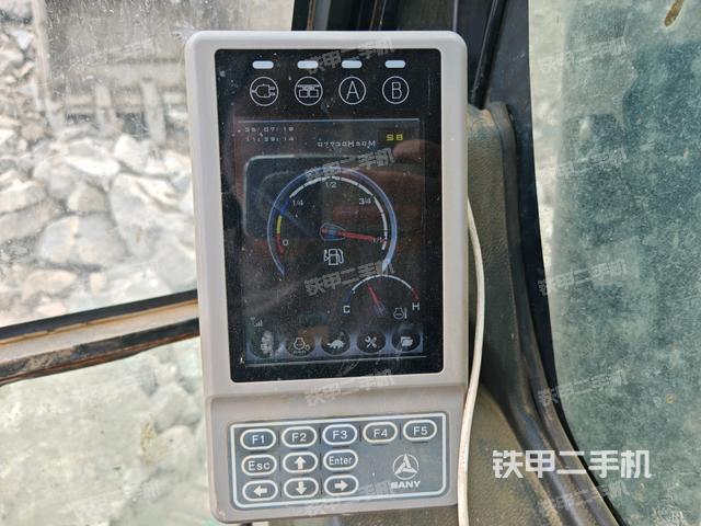 顯示屏?(駕駛室部分) 顯示屏?(駕駛室部分)