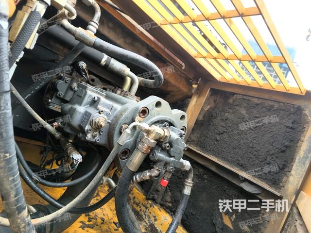 液壓泵室(大件艙室) 液壓泵室(大件艙室)