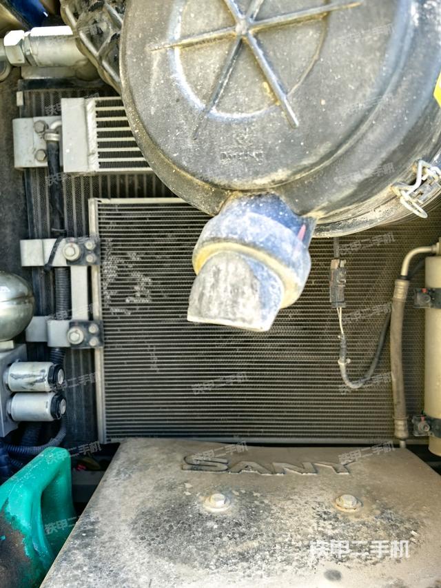 散熱器室(大件艙室) 散熱器室(大件艙室)