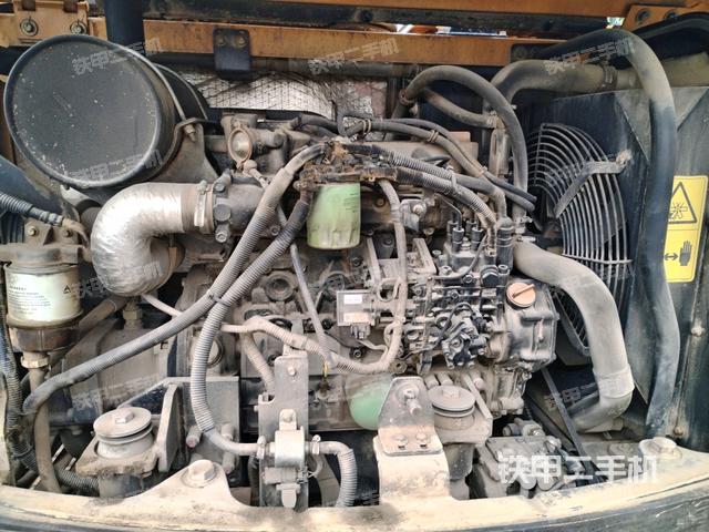 發(fā)動機(jī)室(上車部件) 發(fā)動機(jī)室(上車部件)
