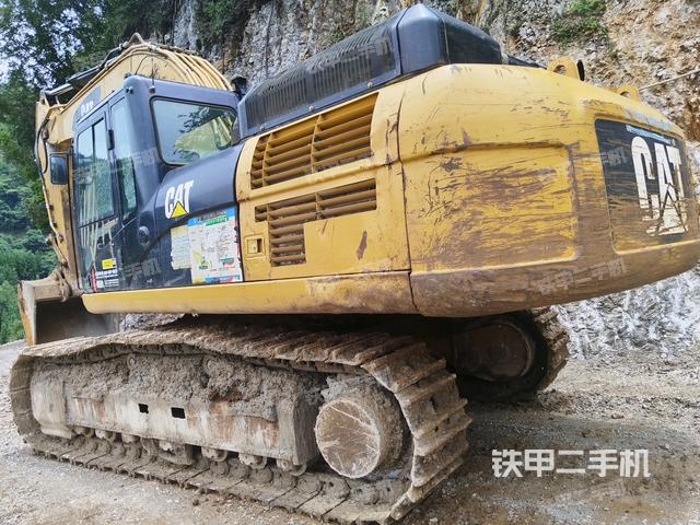 左后45(整機(jī)外觀) 左后45(整機(jī)外觀)