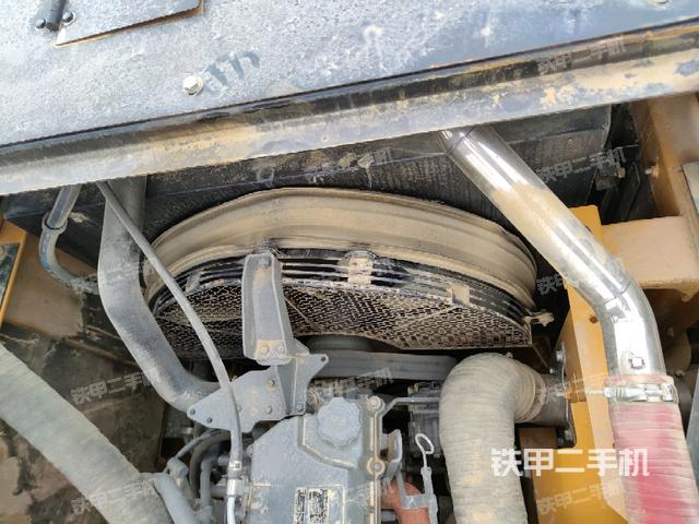水箱+風(fēng)扇特寫(上車部件) 水箱+風(fēng)扇特寫(上車部件)
