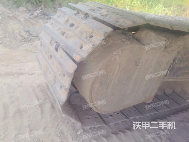 左側(cè)行走馬達蓋板(行走機構(gòu)) 左側(cè)行走馬達蓋板(行走機構(gòu))