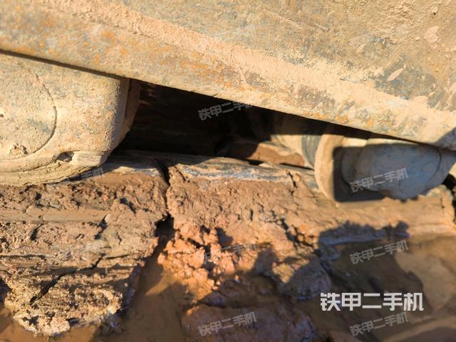 右驅(qū)動輪(行走機構(gòu)) 右驅(qū)動輪(行走機構(gòu))
