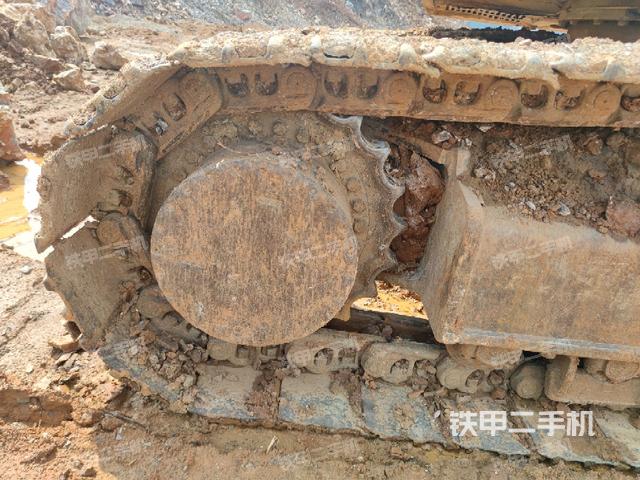 右驱动轮(行走机构) 右驱动轮(行走机构)