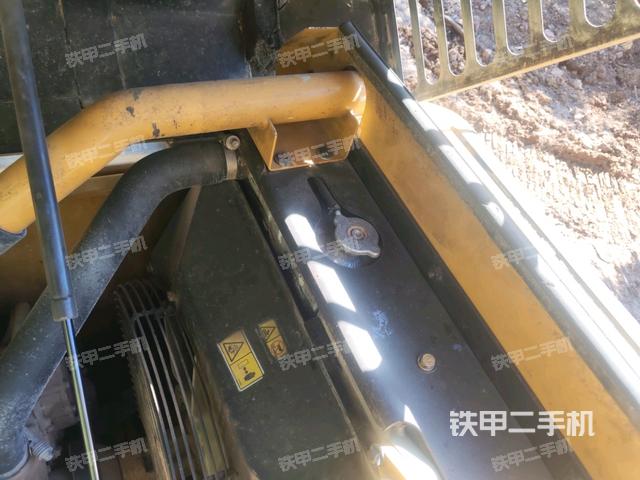 水箱+風(fēng)扇特寫(上車部件) 水箱+風(fēng)扇特寫(上車部件)