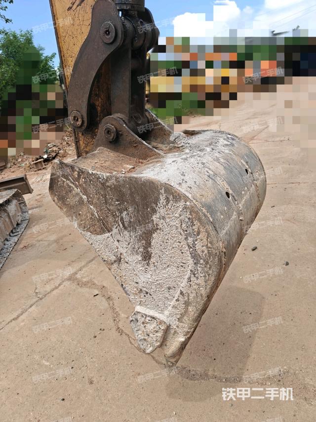 小臂整體左后（工作和回轉(zhuǎn)裝置）