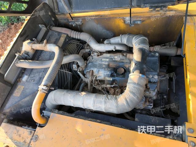 發(fā)動機室(上車部件) 發(fā)動機室(上車部件)
