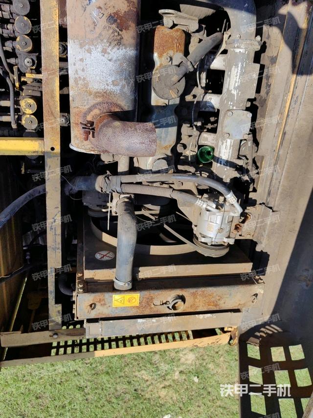 发动机整体俯视(整机外观) 发动机整体俯视(整机外观)