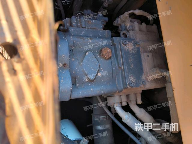 液壓泵斜45?左(大件艙室) 液壓泵斜45?左(大件艙室)