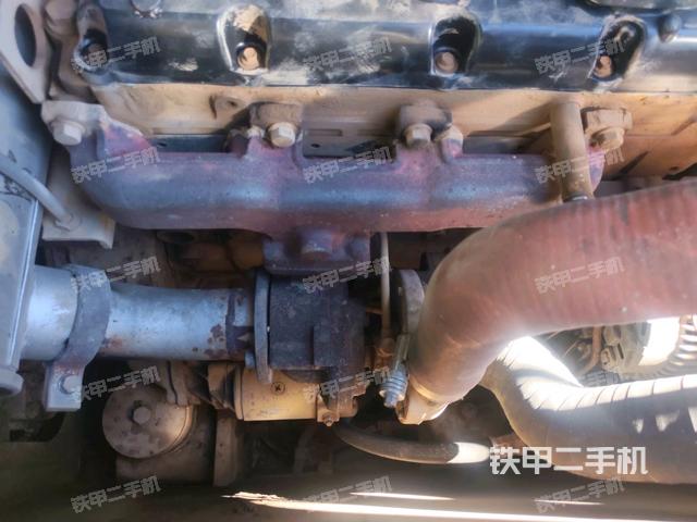 氣門室蓋螺絲特寫(上車部件) 氣門室蓋螺絲特寫(上車部件)