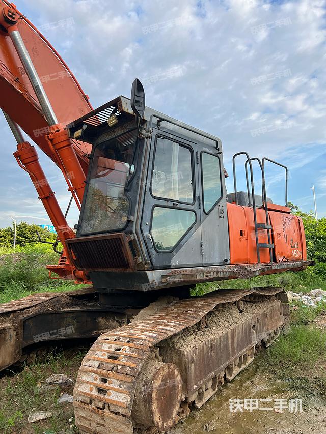 驾驶室整体（整机外观）