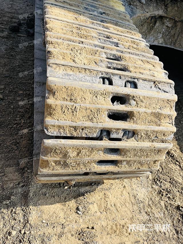 单侧履带整体（整机外观）