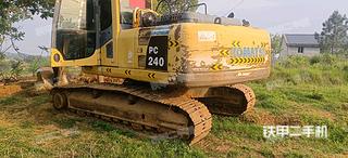 小松PC240LC-8挖掘机实拍图片