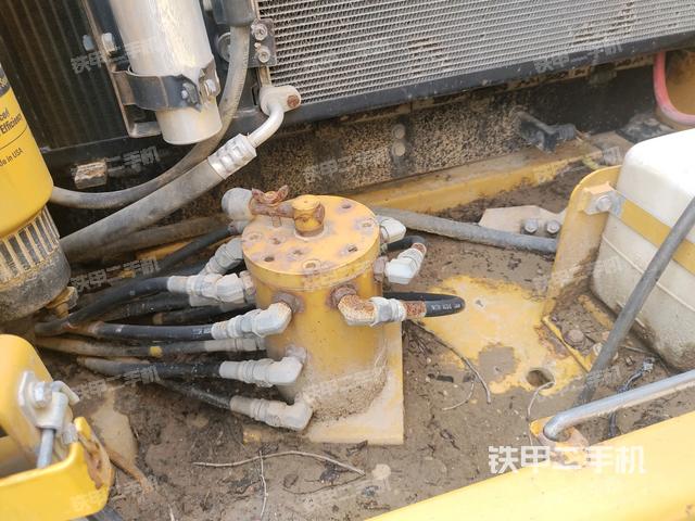 散熱器室(大件艙室) 散熱器室(大件艙室)