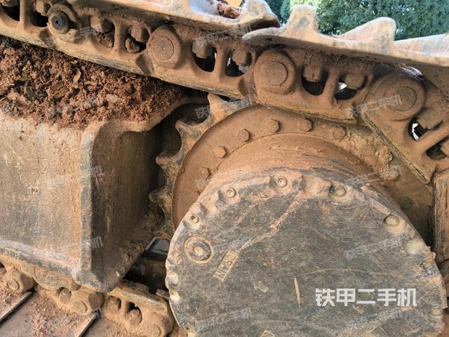 左側(cè)履帶整體?（行走機(jī)構(gòu)）