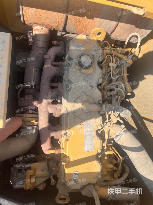 發(fā)動機室(上車部件) 發(fā)動機室(上車部件)