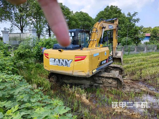整机右后45°(整机外观) 整机右后45°(整机外观)