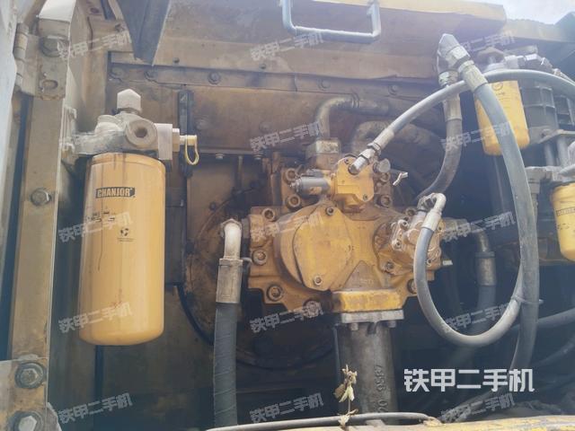 液壓泵斜45?左(大件艙室) 液壓泵斜45?左(大件艙室)