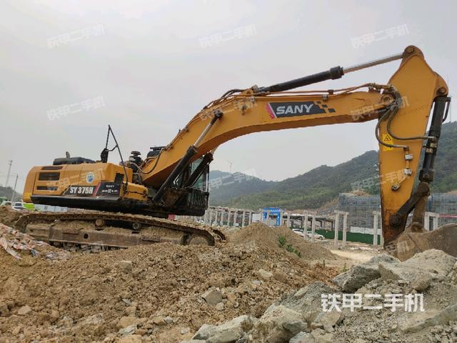右前45(整機(jī)外觀) 右前45(整機(jī)外觀)