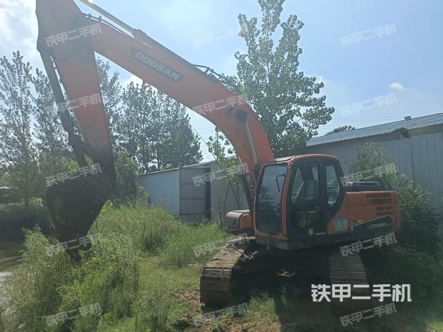 斗山DX220LC-9C挖掘機